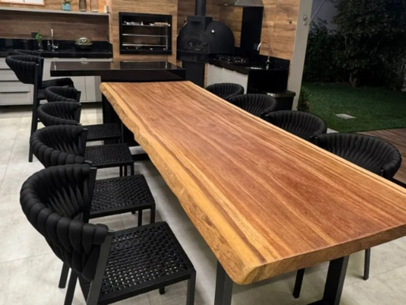 Mesa Orgânica Cumaru + 8 Cadeiras Gérbera